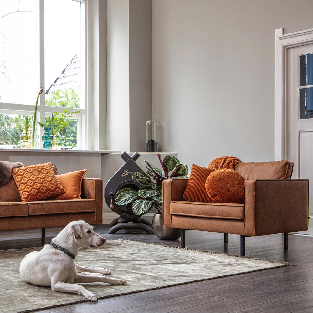 Rodeo armchair ecoleather cognac, room setting